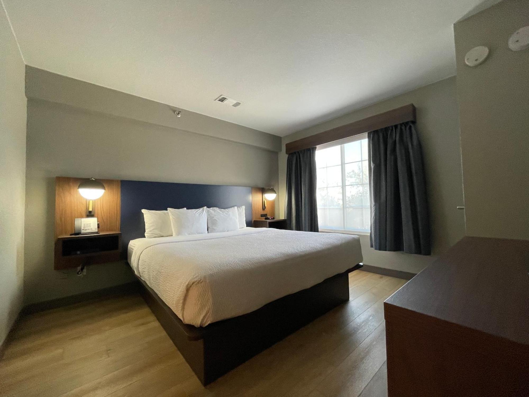 La Quinta By Wyndham Dallas Dfw Airport North Ървинг Екстериор снимка