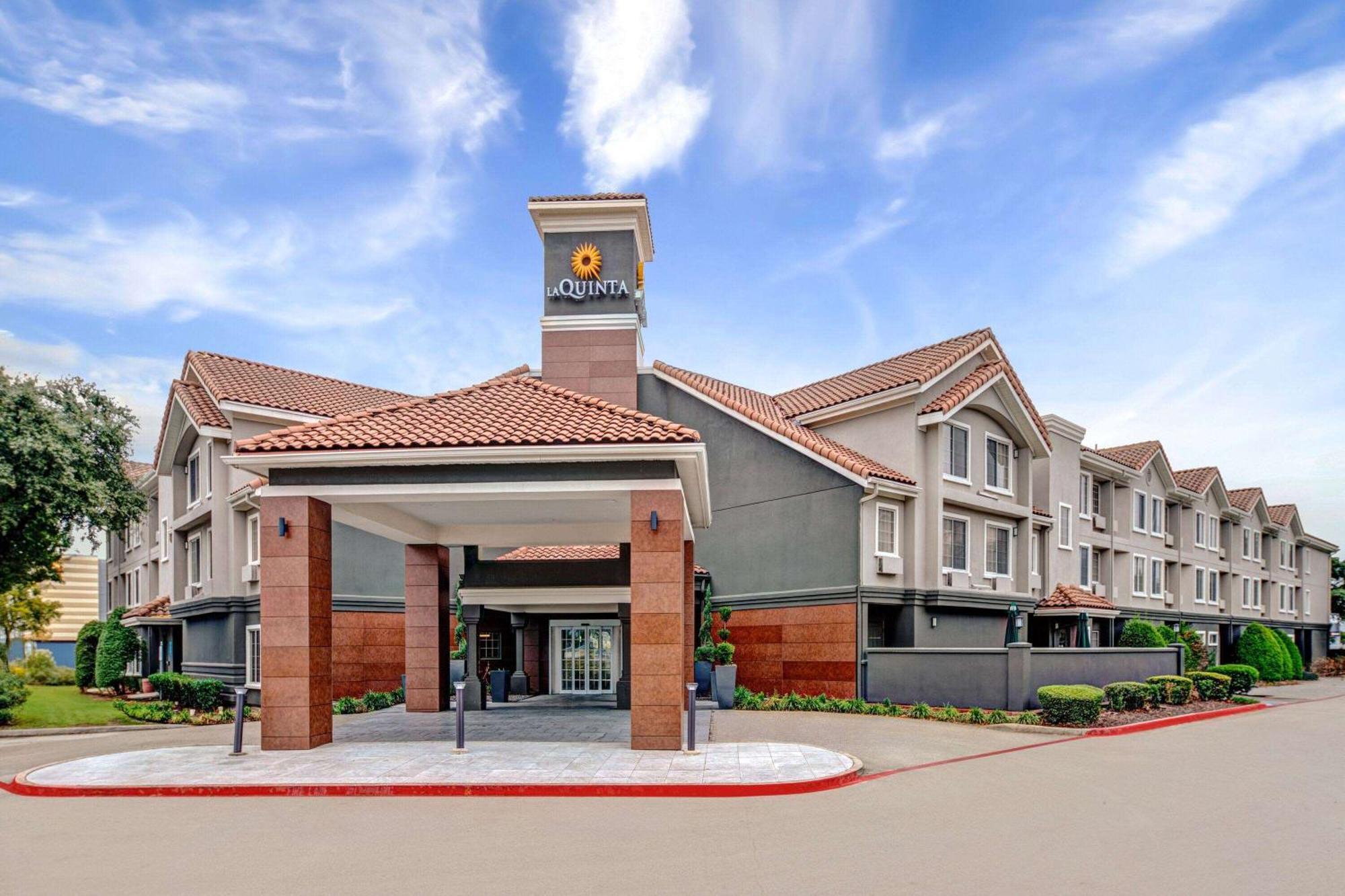 La Quinta By Wyndham Dallas Dfw Airport North Ървинг Екстериор снимка