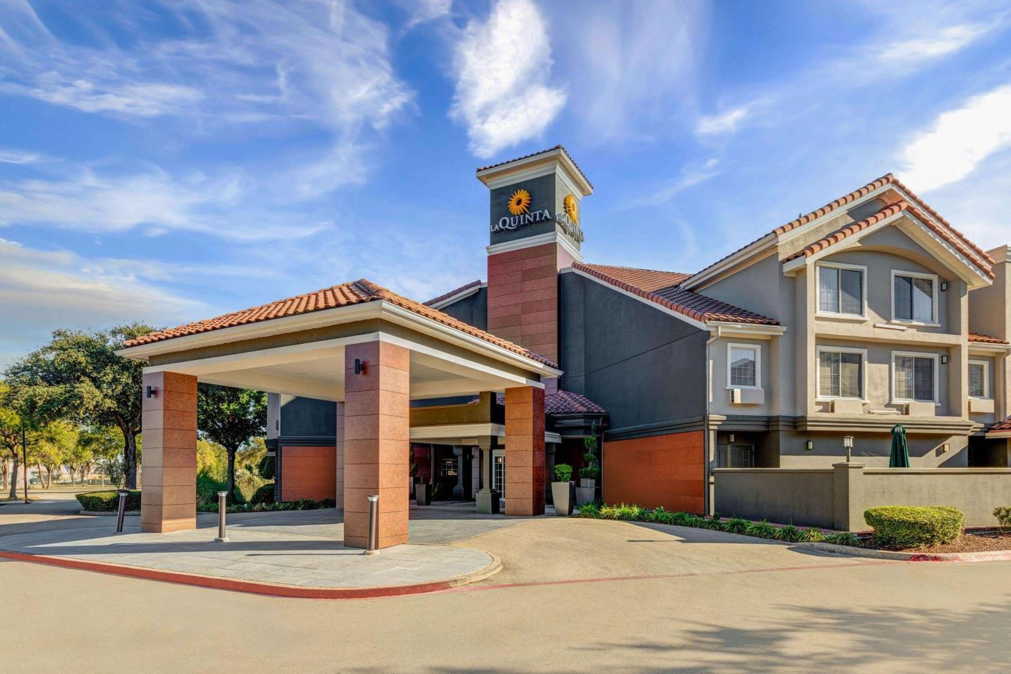 La Quinta By Wyndham Dallas Dfw Airport North Ървинг Екстериор снимка